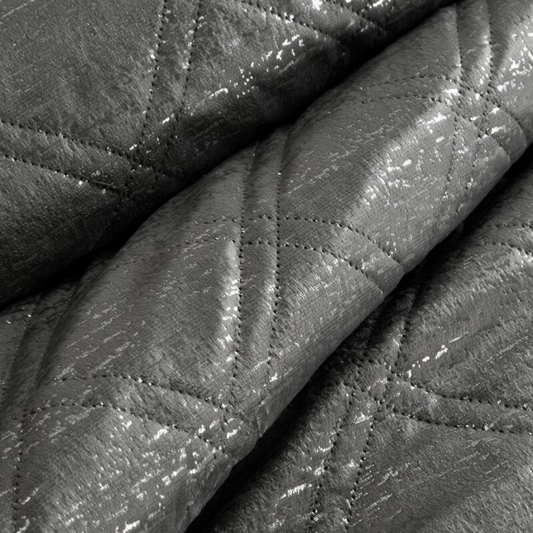 Prošiveni baršunasti prekrivač 170x210 sa sjajnim, iznošenim printom Luiz Blink