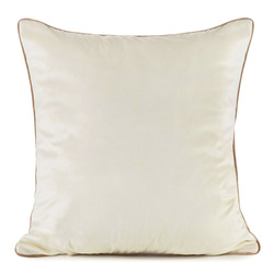 Jastučnica 60x60 od baršuna s nježnim sjajem i ukrasnim rubom Gaja