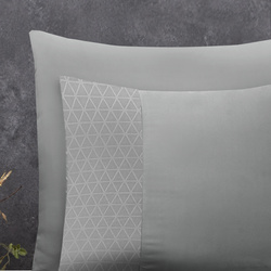Set posteljine 240x220 od mikrovlakana s nježnim konkavnim uzorkom Embossed