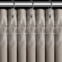 Ekskluzivna baršunasta zavjesa ukrašena 3D aplikacijom ruže 140x270 cm traka - ROSES Eva Minge