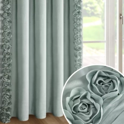 Ekskluzivna baršunasta zavjesa ukrašena 3D aplikacijom ruže 140x270 cm traka - ROSES Eva Minge