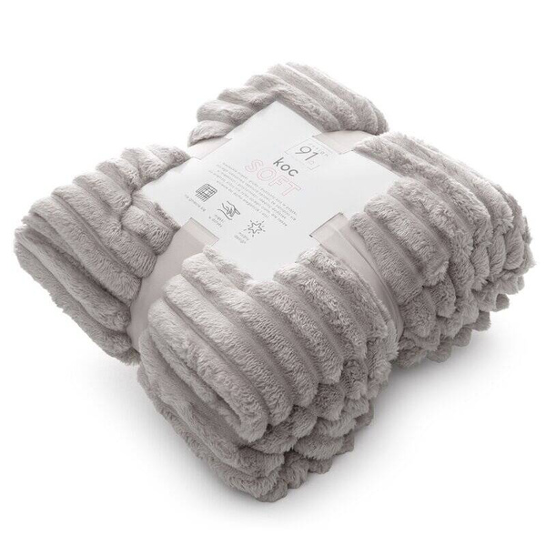 Flano deka 220x200 ukrašena reljefnim uzorkom s 3D efektom SOFT