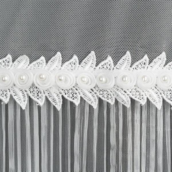 Bijela zavjesa od fine mreže ukrašena naborima i čipkom, 140x250 cm - HANA