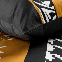 Posteljina od najkvalitetnijeg pamučnog macosatina s dizajnerskim geometrijskim printom 220x200 Eva Minge