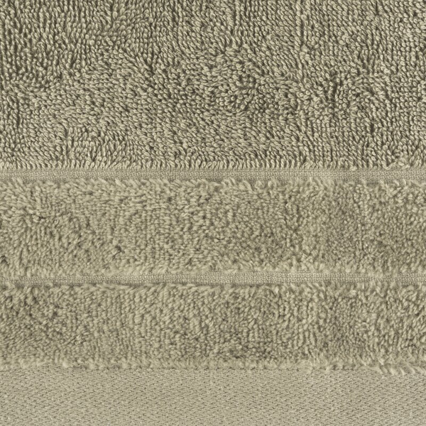 Ručnik 70X140 cm s rubom od velura, gramature 500 g/m2 Damla 