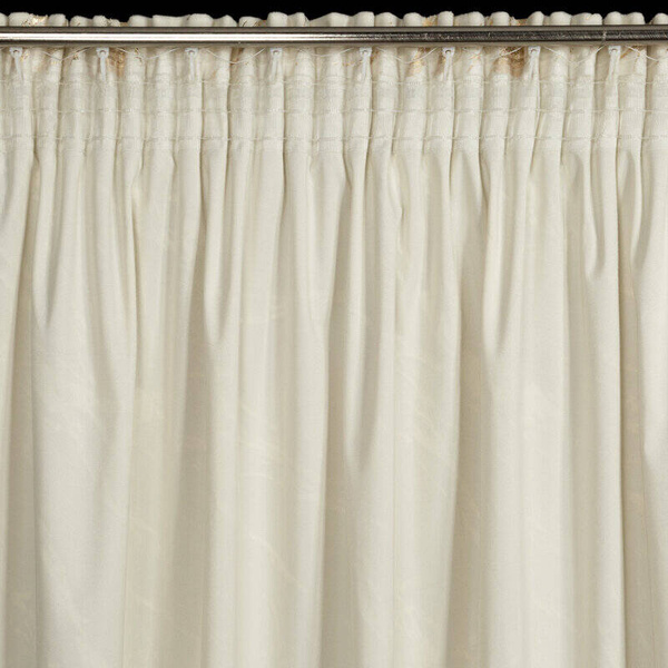 Gotova zavjesa 140x270 od baršuna ukrašena sjajnim mramorom Molly