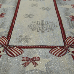 Tapiserijski nadstolnjak 45x140 cm ukrašen božićnim motivom