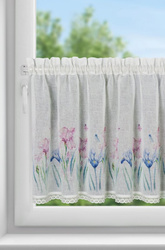 Bijela kuhinjska zavjesa od gaze ukrašena cvjetnim printom i čipkom, 150x60 cm, DOLOREZ tunel