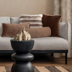 Ukrasni jastuk, valjak 15x45 od baršuna s kontrastnim rubom Gaja