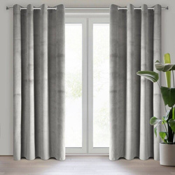 Gotova zavjesa od glat baršuna 140x250 težine 215 g/m2 Pierre
