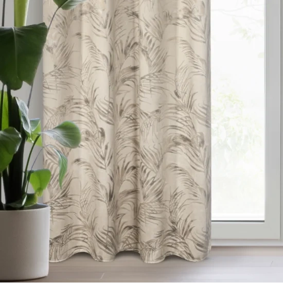 Zavjesa od mekog baršuna s metalik printom s motivom palminog lišća 135x270 Debra