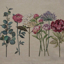 Goblen nadstolnjak ukrašen tkanim cvjetnim motivom 