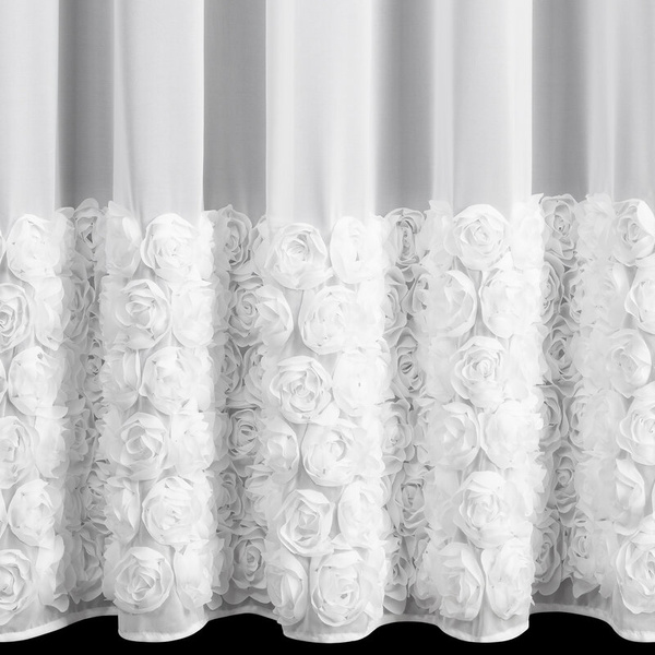 Bijela šifonska zavjesa ukrašena 3D aplikacijom ruže, 350x250 cm, s ušicama - ROSES - Eva Minge
