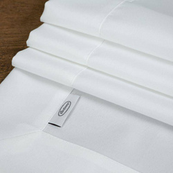 Trkač za stol klasični bijeli s elegantnom dvostrukom prirubnicom, otporan na mrlje 40x140 Aleksa