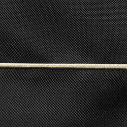 Stolnjak, salveta 85x85 ukrašen trakom i nježnim srebrnim obrubom u elegantnom pakiranju