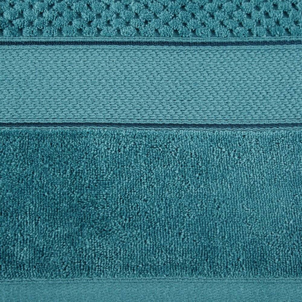 Pahuljasti ručnik s reljefnim karo uzorkom i rubom od velura 500 g/m2 Jessi (11) 50 X 90 cm tirkizni