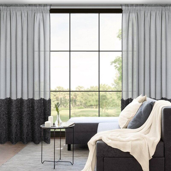 Crna zavjesa s krznenom aplikacijom na traci 140x270 Marion