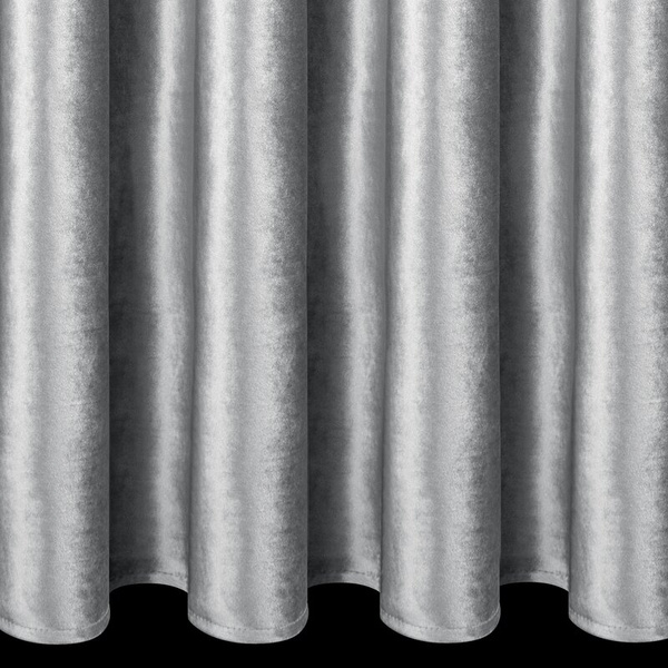 Srebrna zavjesa od sjajnog baršuna 140x270 cm traka - CAMERON