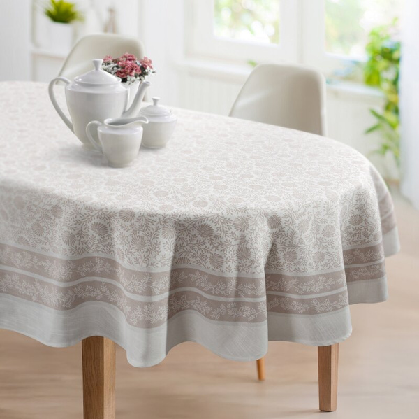 Ovalni stolnjak 140x260 ukrašen printom nježnih grančica Summer 10