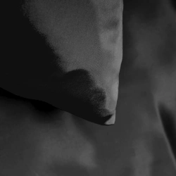 Elegantna crna posteljina od mikroperkal satena 140x220 Beuty Skin Care