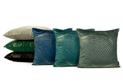 Baršunasta jastučnica s modernim zlatnim tiskom 45x45 Blink 18