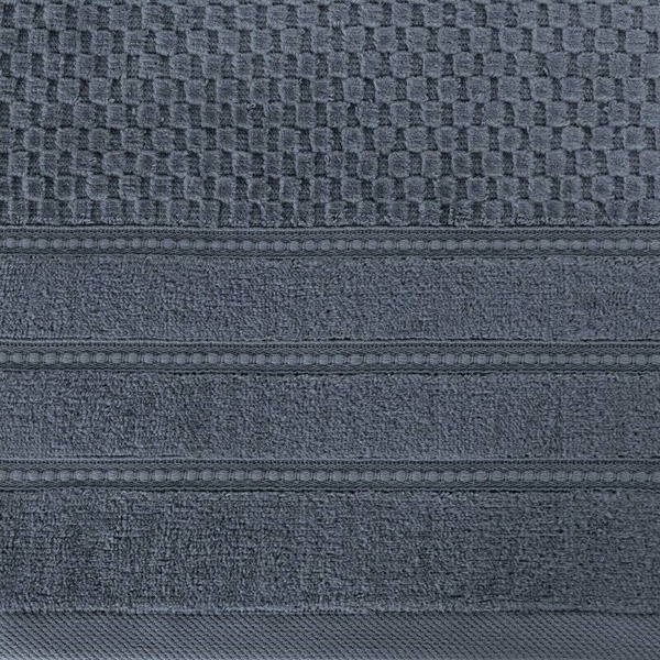 Pahuljasti ručnik 30x50 cm s reljefnom kariranom teksturom i baršunastim rubom, 500 g/m2 Adore