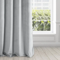 Gotova zavjesa od glat baršuna 140x250 težine 215 g/m2 Pierre