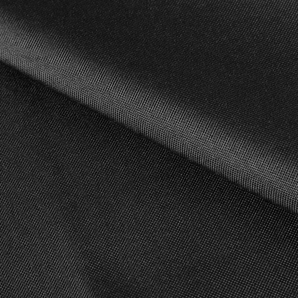 Stolnjak, salveta 85x85 ukrašen trakom i nježnim srebrnim obrubom u elegantnom pakiranju