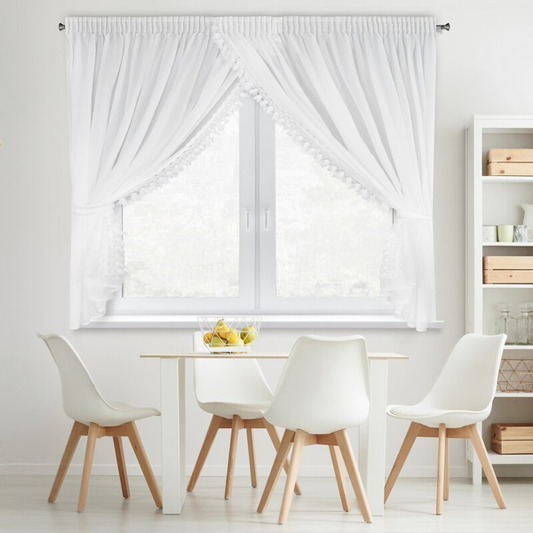 Bijela šifonska zavjesa ukrašena aplikacijom, uključena s uzicama, 400x160 cm - LORETA