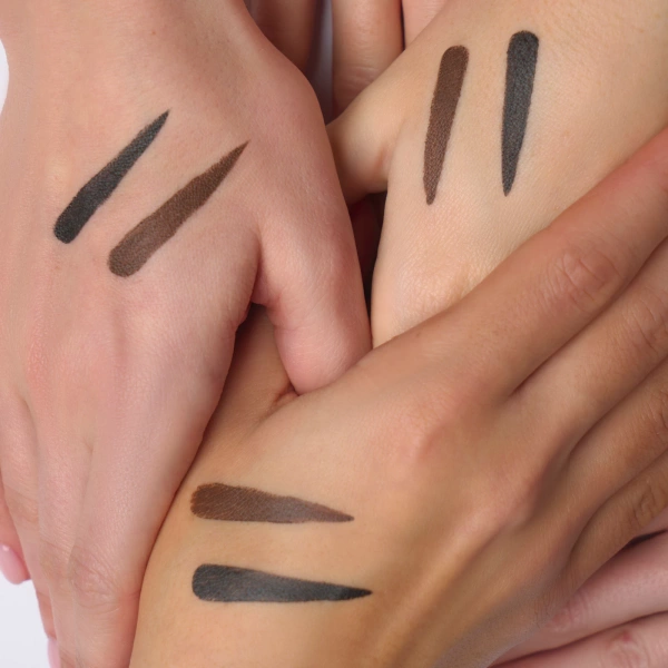 Olovka za oči Perfect Lines Eye Pencil 2.5g