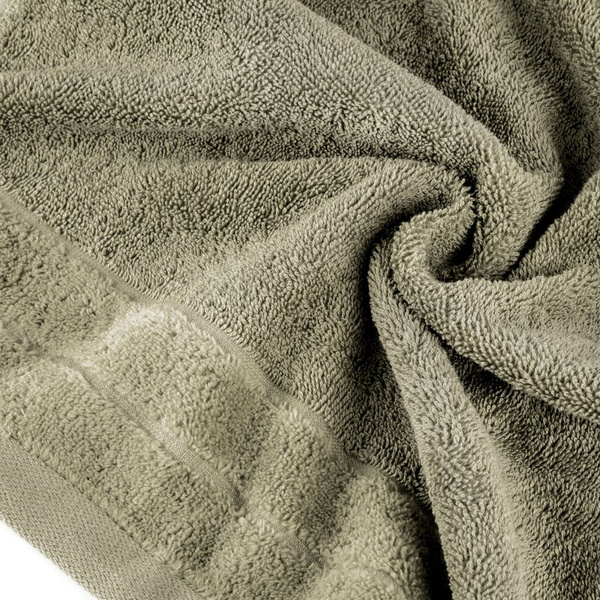 Ručnik 70X140 cm s rubom od velura, gramature 500 g/m2 Damla 