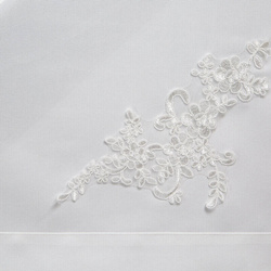 Nadstolnjak 40x140 s delikatnom čipkom Tulia