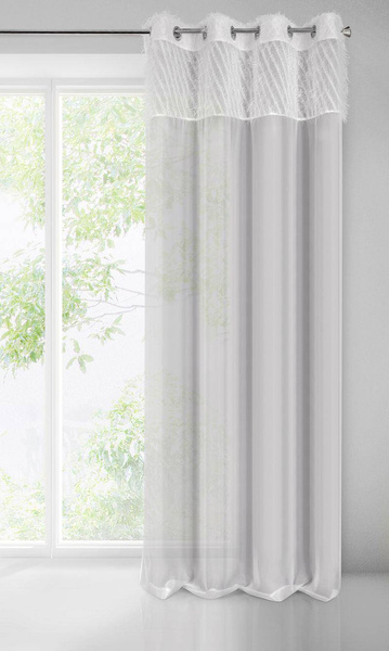 Svjetlosiva zavjesa s trakom od tkanine ukrašenom lepršavim moher koncem i voalom 140x250 Amira