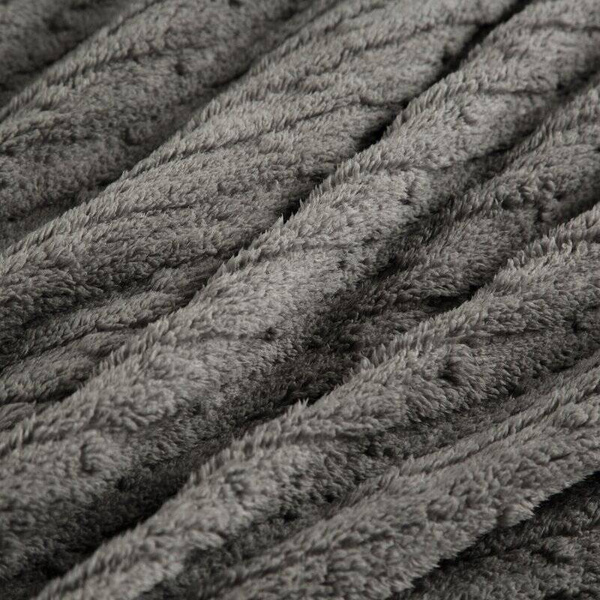 DESIGN 91 deka s uzorkom reljefnih pruga 130x170 LISA