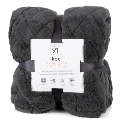 Flano deka 70x160 ukrašena reljefnim uzorkom CARO