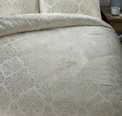 Posteljina od flanelskog flisa 240x200/220 sa zlatnim uzorkom Glamour Flannel