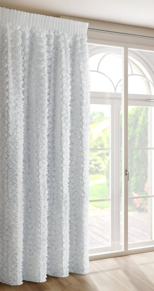 Bijela šifonska zavjesa ukrašena 3D ružama 140x270 cm traka - ROSES 6 Eva Minge