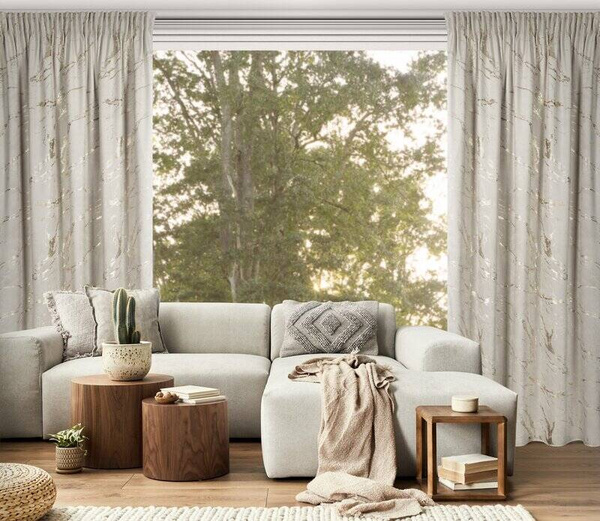 Gotova zavjesa 140x270 od baršuna ukrašena sjajnim mramorom Molly