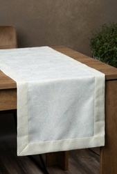 Nadstolnjak 40x200 s nježnim uzorkom lišća od tkanine protkane zlatnim nitima i elegantnom duplom trakom Lilian