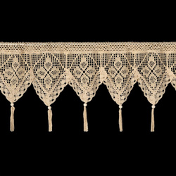 Ažurna kuhinjska zavjesa 150x30 u boho stilu s ukrasnim resicama MARTHA 