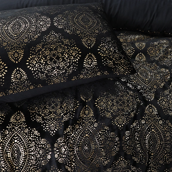 Posteljina od flanelskog flisa 200x200/220 sa zlatnim uzorkom Glamour Flannel