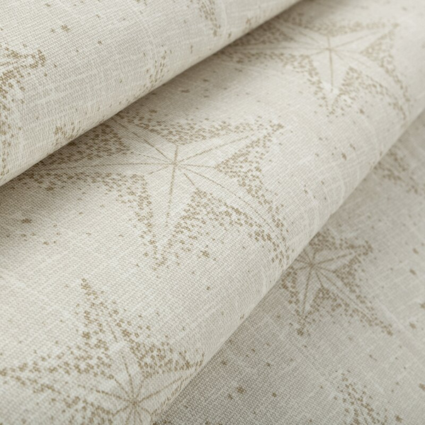 Pamučni božićni stolnjak 145x260 cm krem, zlatni ukrašen uzorkom zvijezde Winter