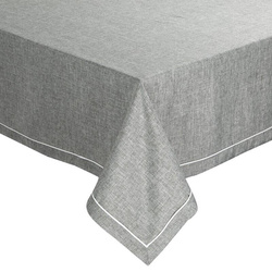 Stolnjak 140x220 u sivoj boji ukrašen rubom Megi