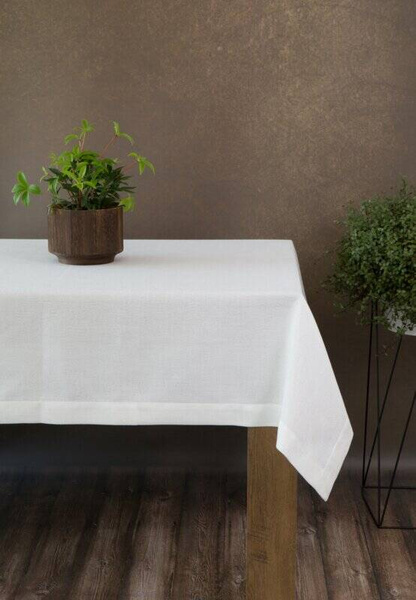 Stolnjak 140x220 s lanenim tkanjem i sjajnim koncem, završen dvostrukom trakom na rubovima BIANCA 2