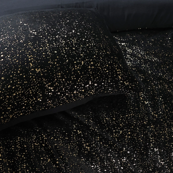 Posteljina od flanelskog flisa 240x200/220 sa zlatnim uzorkom Glamour Flannel