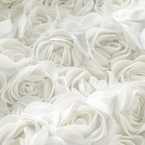 Baršunasta zavjesa ukrašena 3D aplikacijom ruže 140x270 cm- ROSES 13 Eva Minge