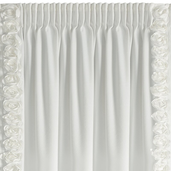 Ekskluzivna baršunasta zavjesa ukrašena 3D aplikacijom ruže 140x270 cm traka - ROSES Eva Minge