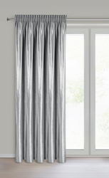 Srebrna zavjesa od sjajnog baršuna 140x270 cm traka - CAMERON