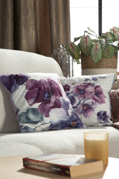 PREMIUM dvostrana jastučnica 45x45 od mekog baršuna s cvjetnim motivom i rubnim detaljima VELVET