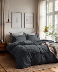 Set posteljine od mikrovlakana dimenzija 240x220 s efektom pranja i prošivenim volanima. Washed Tufted